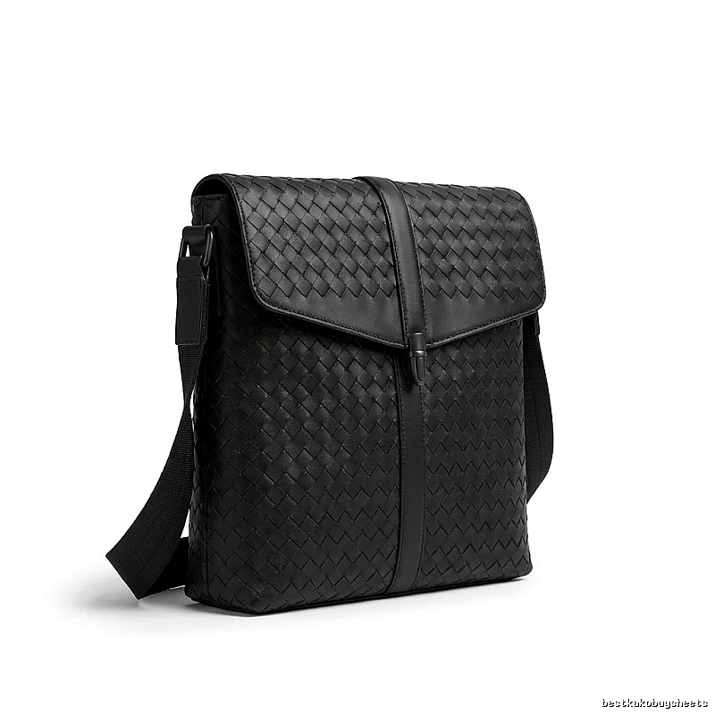 Bottega Veneta Woven Style Black Bag