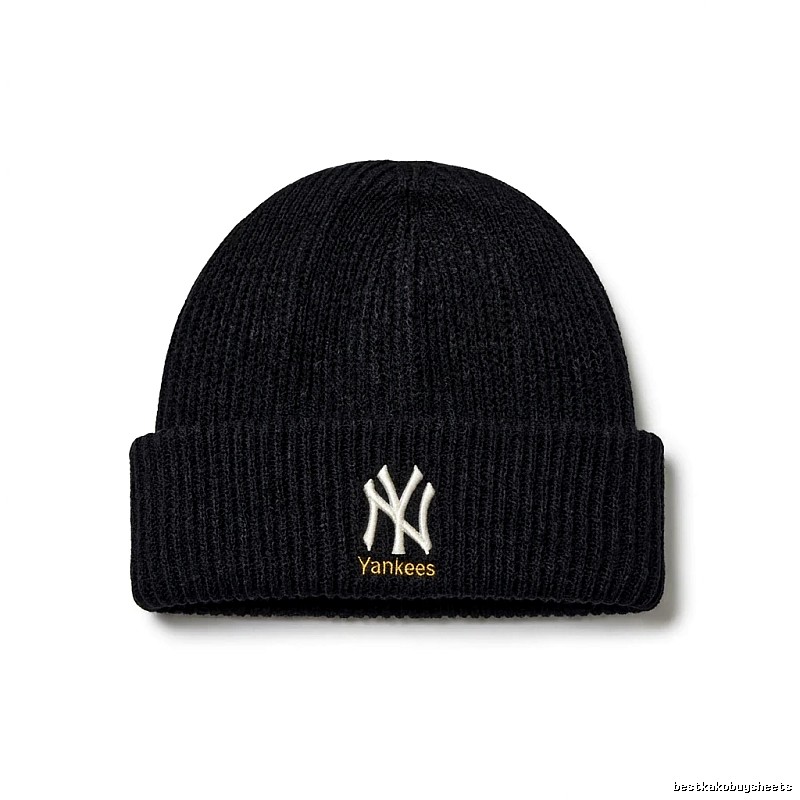 MLB New York Yankees Simple Black Knitted Hat