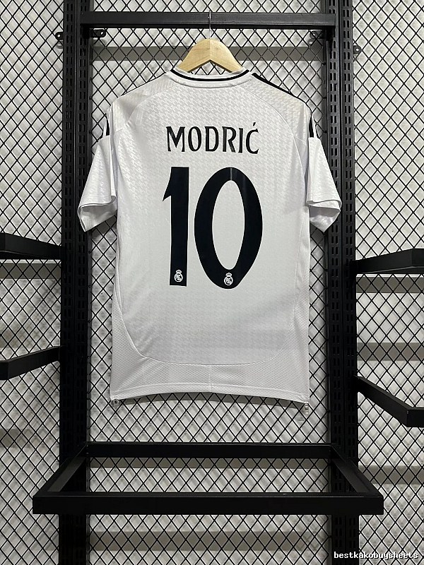 Real Madrid Resort Home soccer jersey White Real Madrid for Travel Looks Select Edition