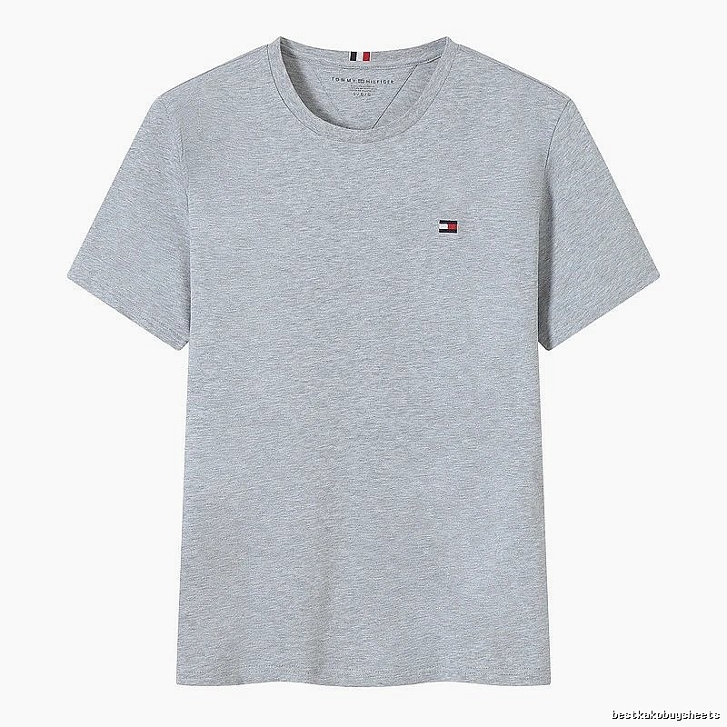 Tommy Hilfiger Gray Logo T-Shirt Streetwear Look