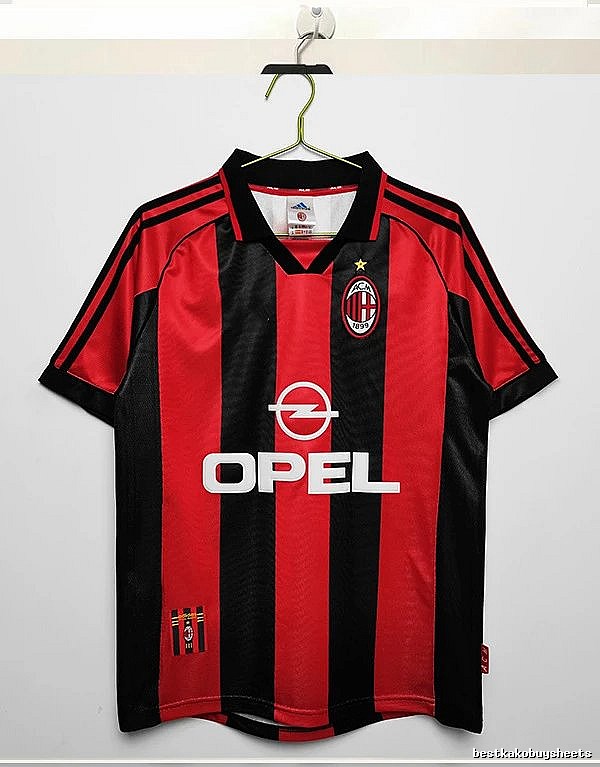 AC Milan Daily Retro soccer jersey Red Black Striped for City Outfits