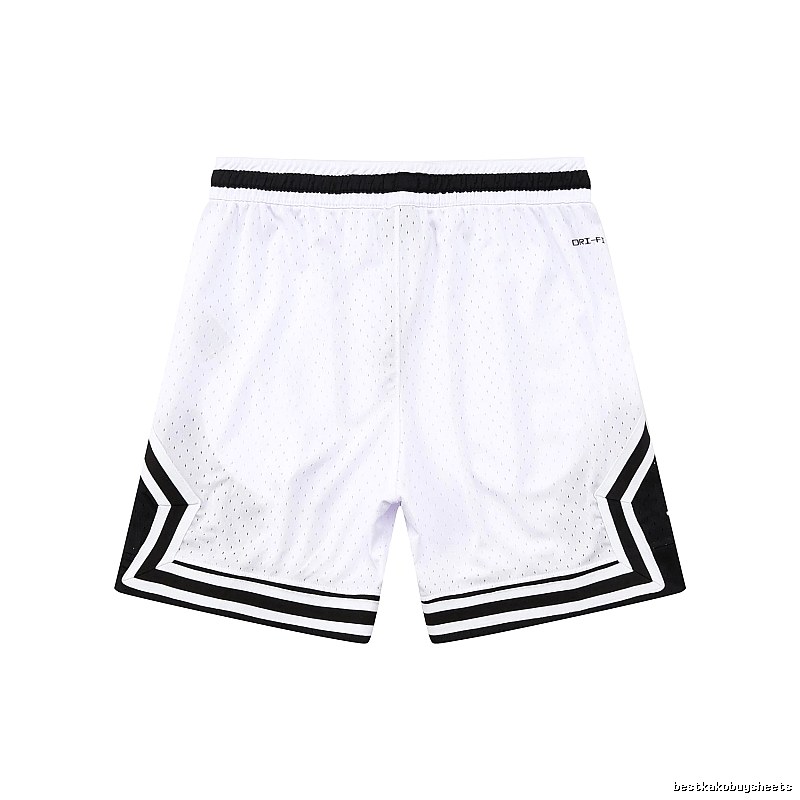 AJ sporty black and white shorts