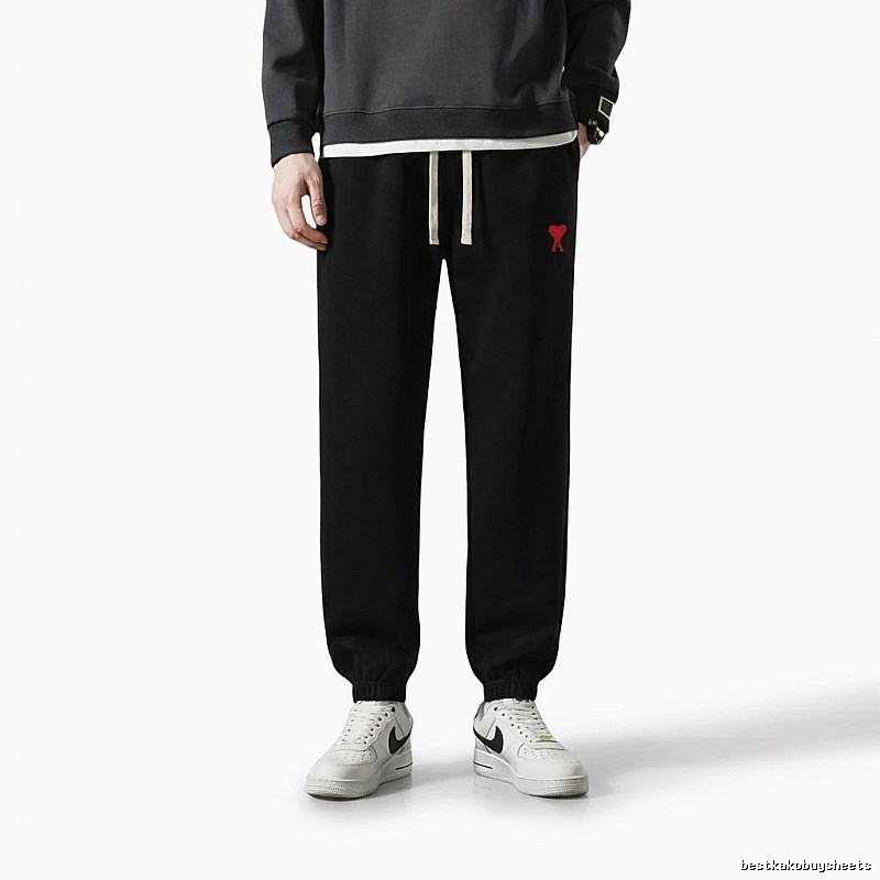 AMI & Easy trendy brand black sweatpants