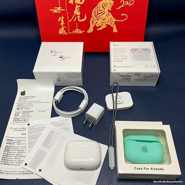 Apple AirPods Pro Gift Box Set
