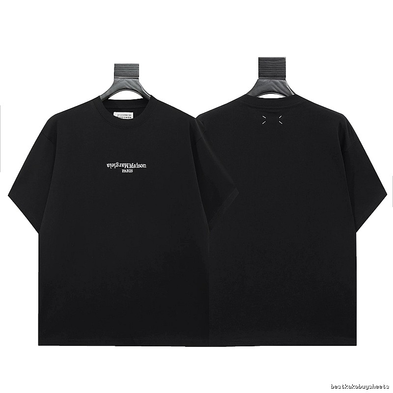 Maison Margiela Stitch Minimalist Style Black Short-sleeve T-shirt