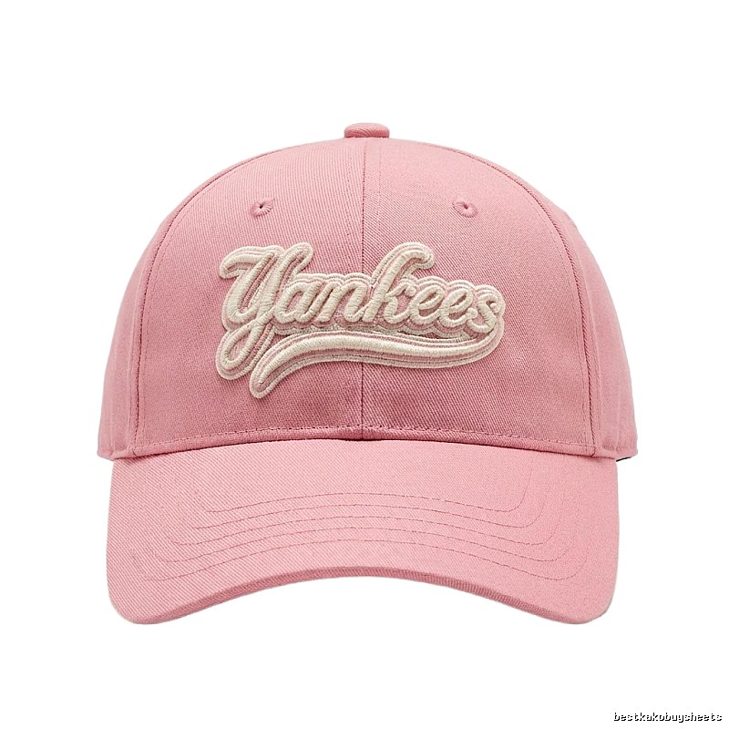 MLB Yankees pink baseball cap