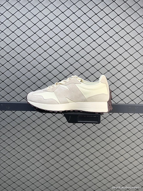 New Balance Cream and Beige Retro Runners and Sculpted Cushioning