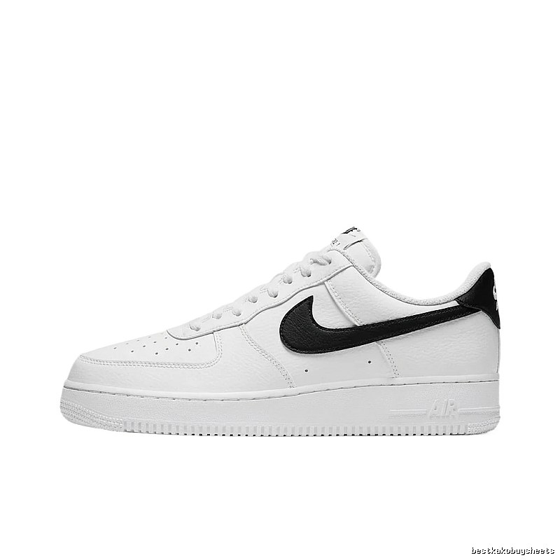 Nike Air Force 1 Black and White Simple Sneakers