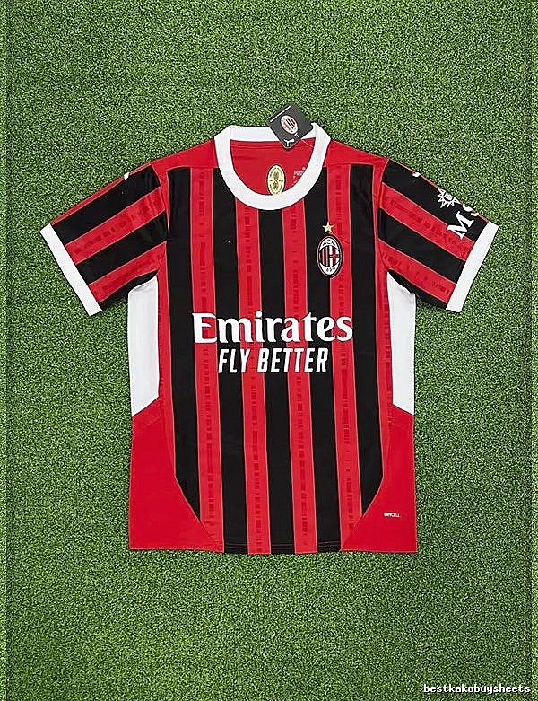 Real Madrid Relaxed Home soccer jersey White Real Madrid with Designer-Inspired Detail