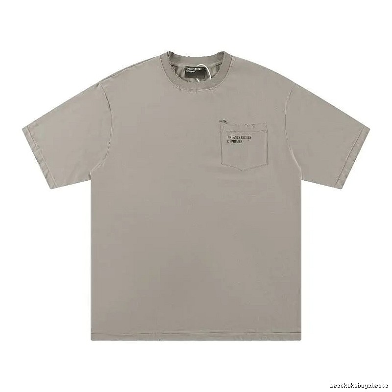 Relaxed Street Outfit Graphic Zip Hoodie Airport Outfit
