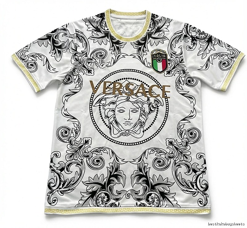Stussy-printed trendy white T-shirt