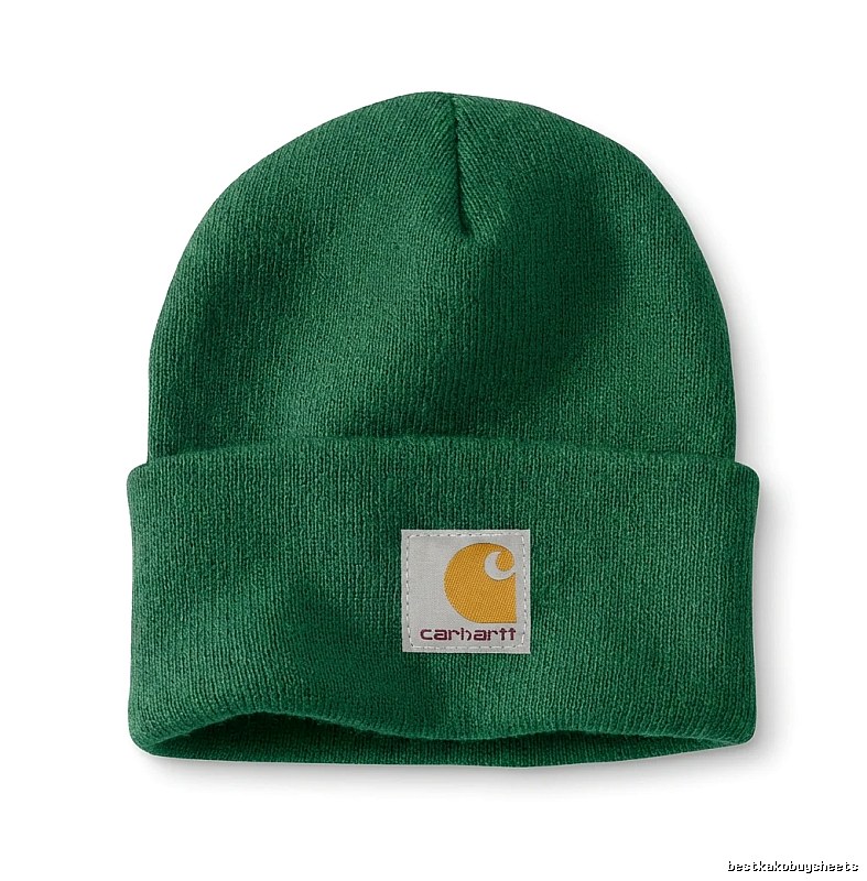 The classic green knitted hat of Carhartt.