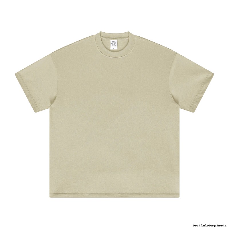Travel Plain white T-shirt Minimal White Short with Modern Look