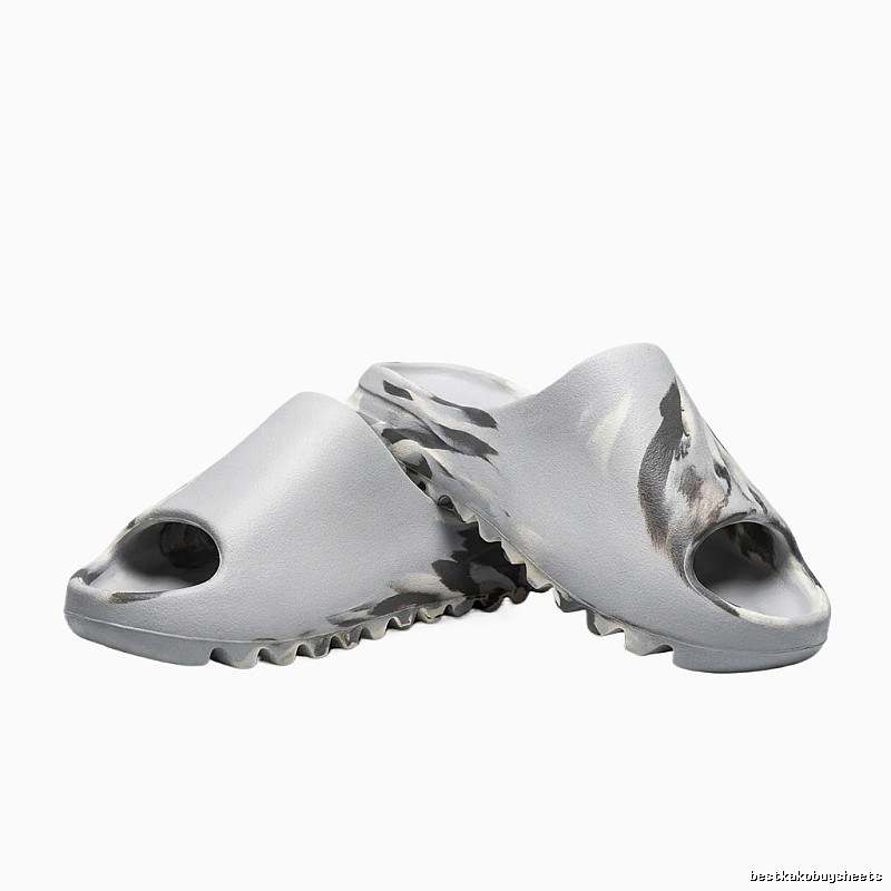Yeezy Camouflage Matte Slippers